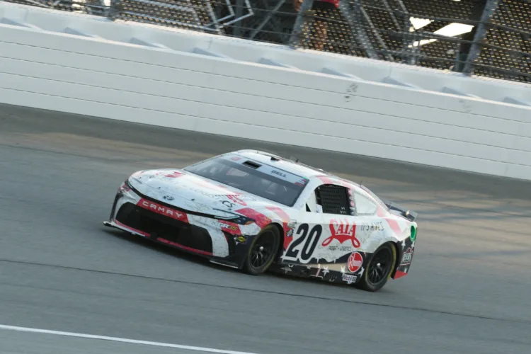 Briscoe Holds Off Bell In NASCAR’s Return To Chicagoland Speedway